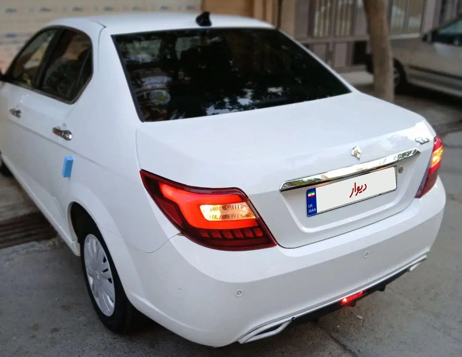 دنا پلاس ۵ دنده EF7 - 1402