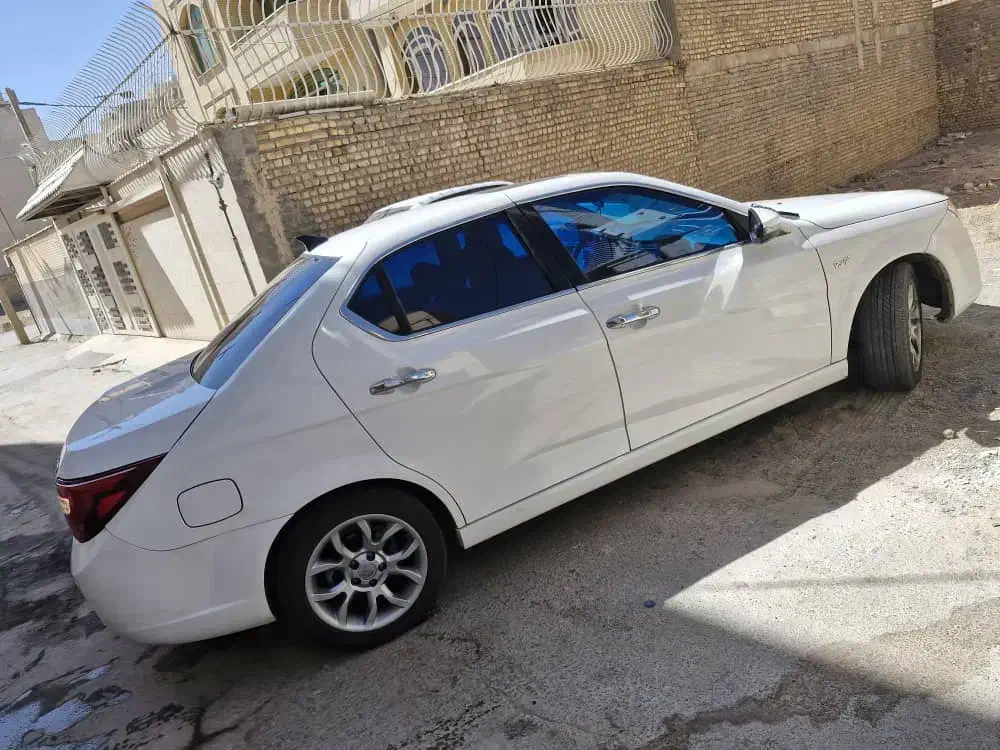 دنا پلاس توربو اتوماتیک - 1402