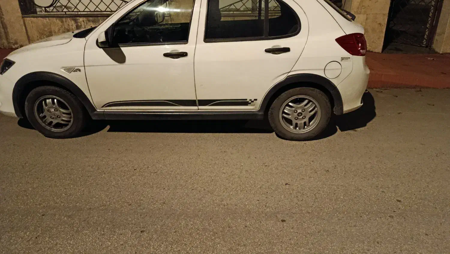 کوییک R دنده‌ای - 1401