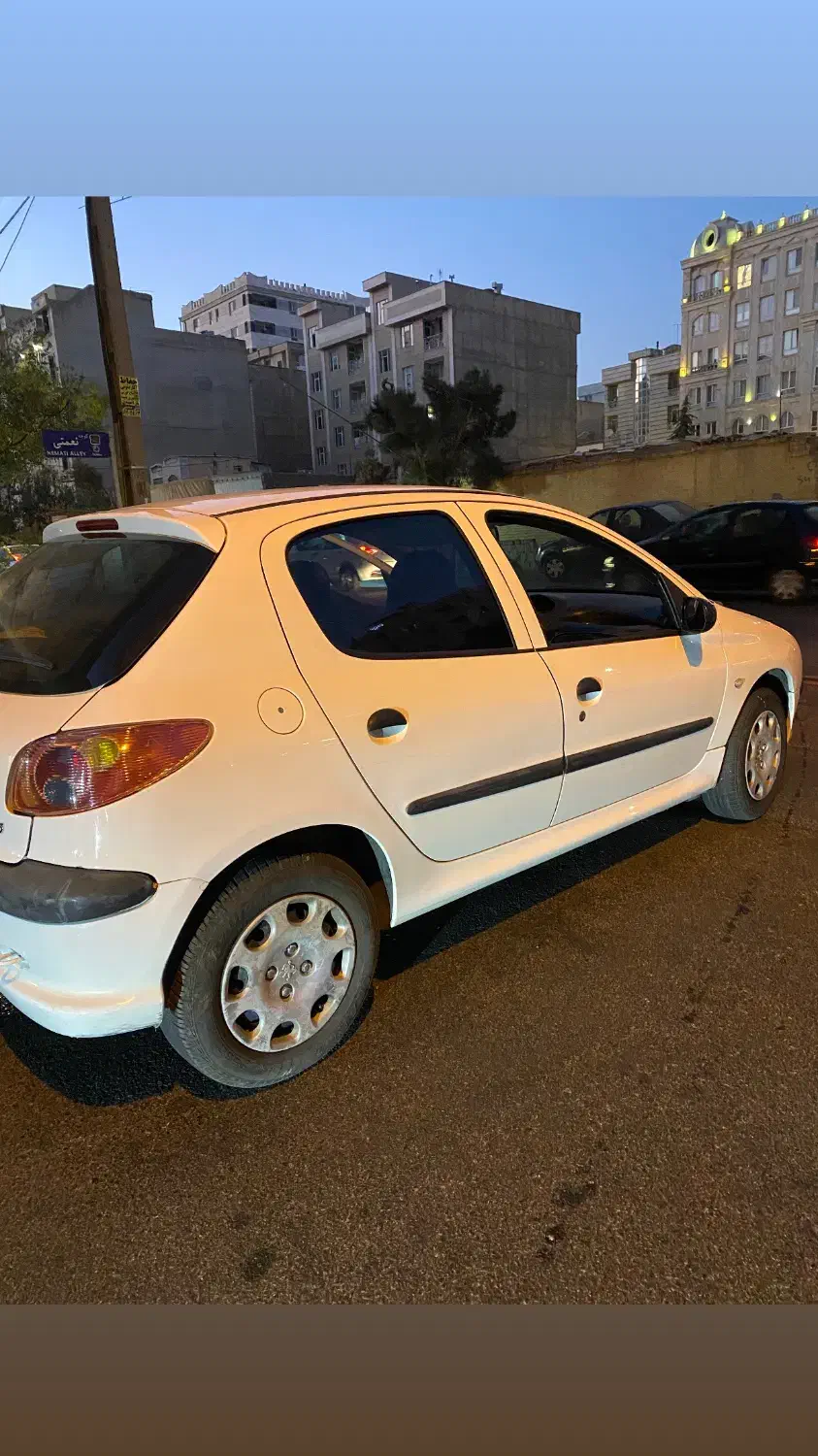 پژو 206 تیپ 5 - 1396