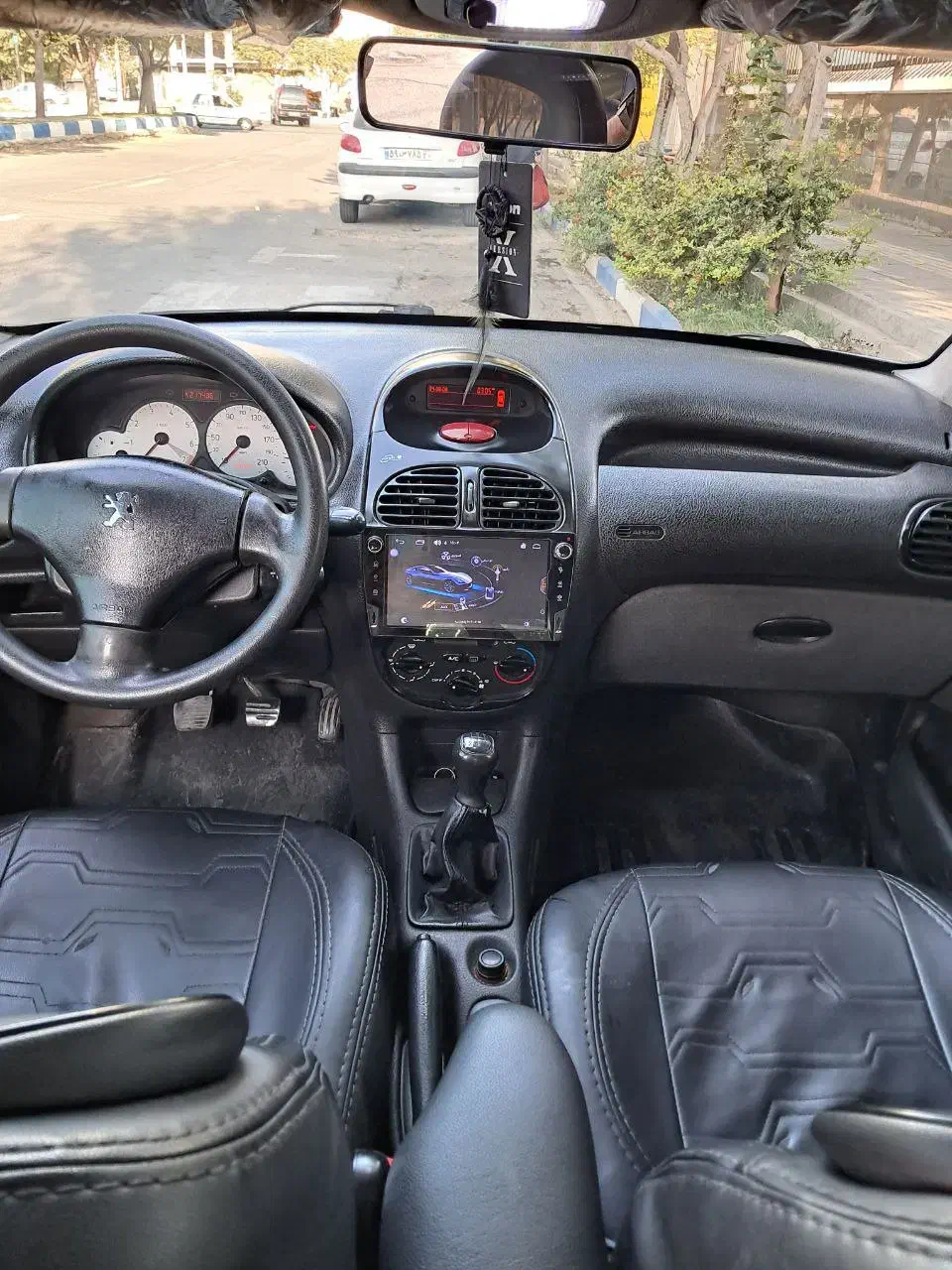 پژو 206 تیپ 2 - 1395