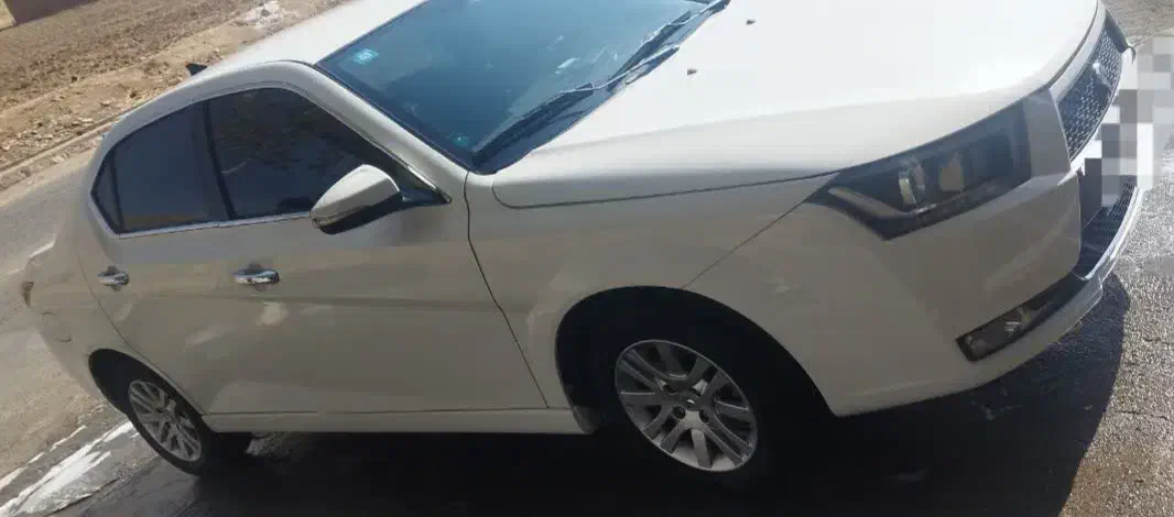 دنا پلاس ۵ دنده EF7 - 1400