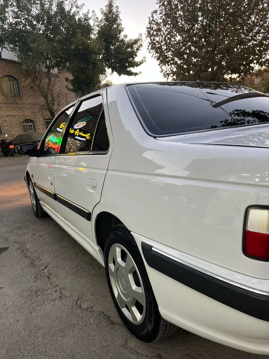 پژو پارس سال - 1391