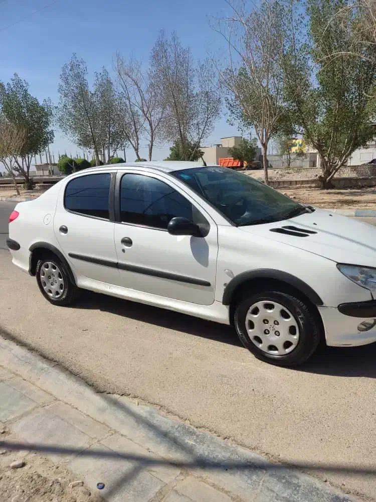 پژو ۲۰۶ صندوق دار v8 - 1389