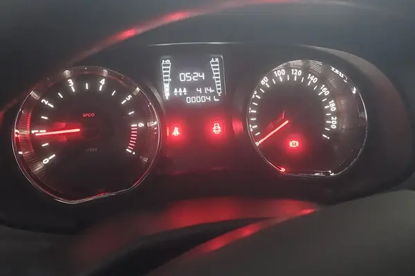 تارا دنده‌ای v1 پلاس ۶ دنده - 1404