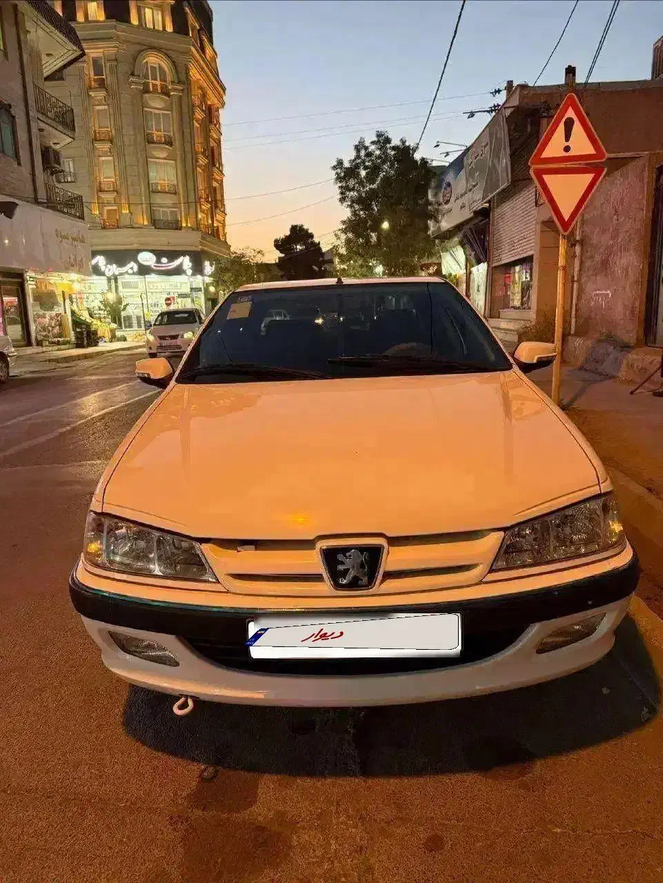 پژو پارس XU7P - 1401