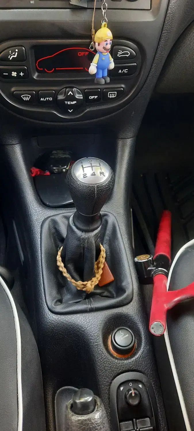 پژو ۲۰۶ صندوق دار v8 - 1399