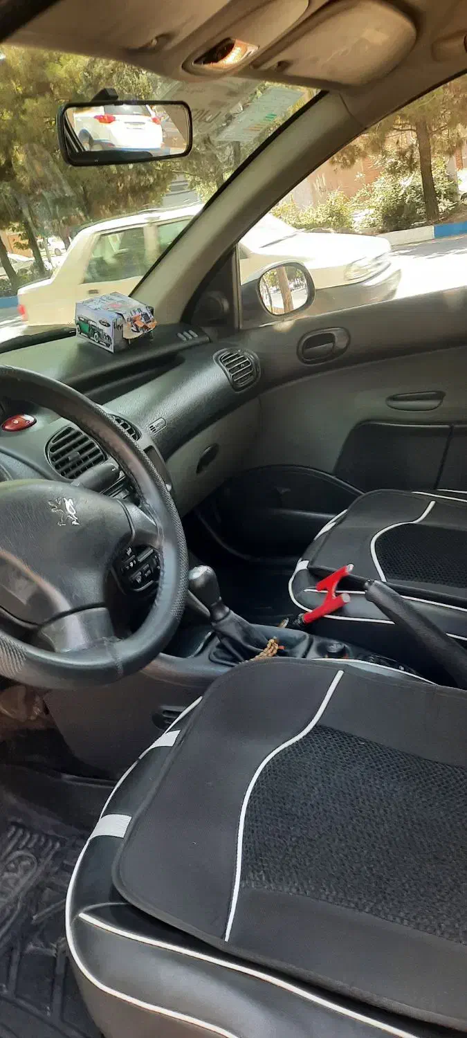 پژو ۲۰۶ صندوق دار v8 - 1399