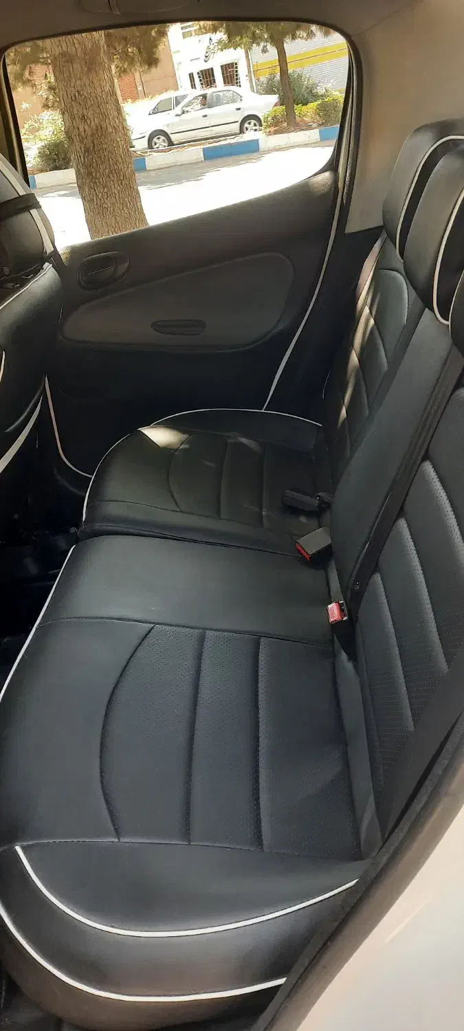 پژو ۲۰۶ صندوق دار v8 - 1399