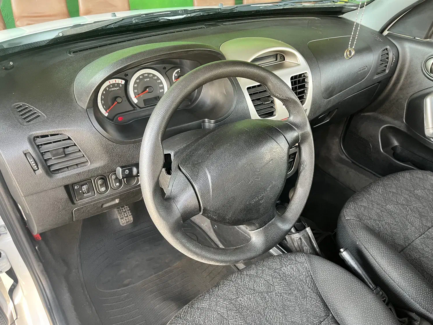 کوییک R دنده‌ای - 1401