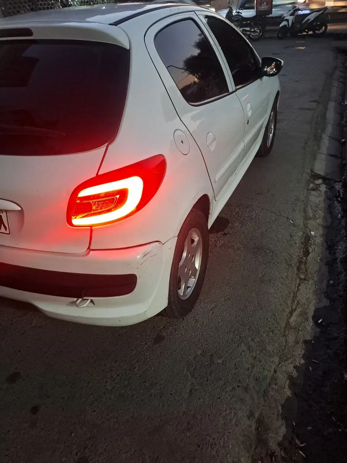 پژو 207 دنده‌ای فرمان هیدرولیک - 1390