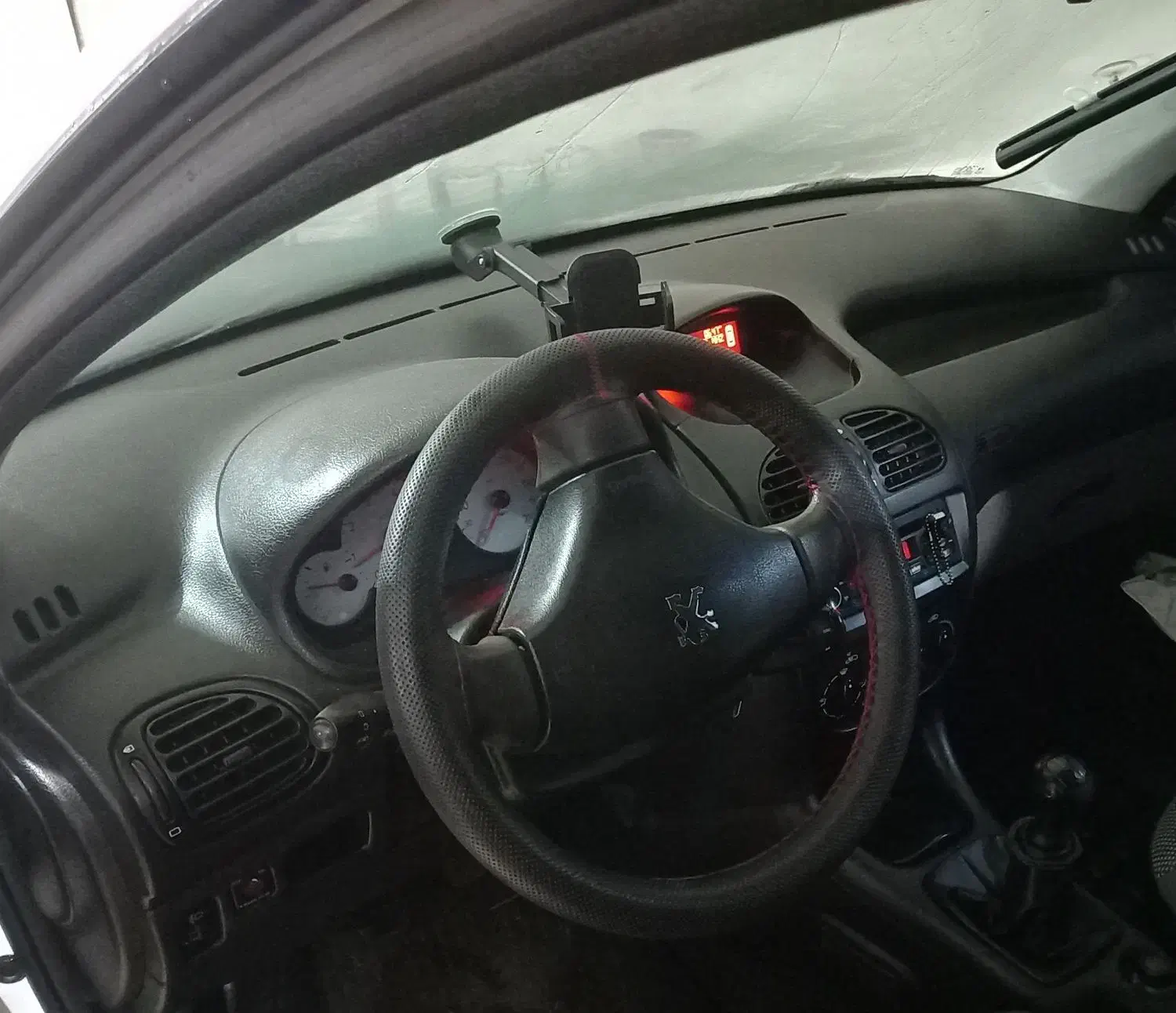 پژو 206 تیپ 2 - 1398