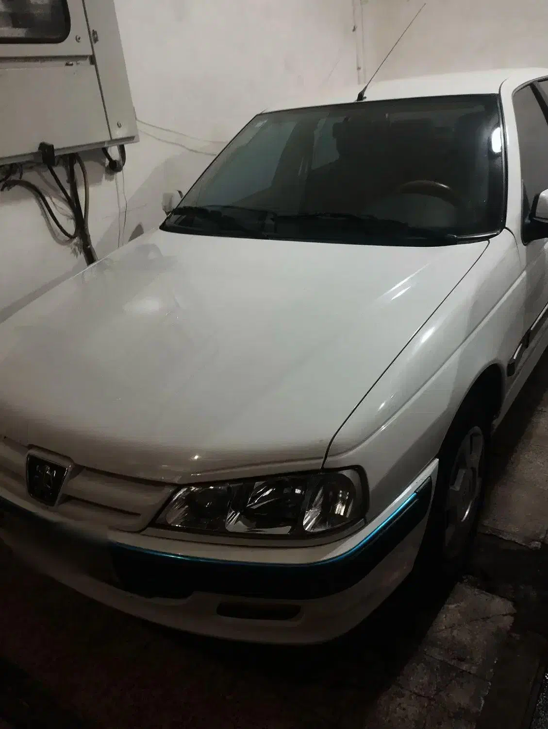 پژو پارس XU7P - 1402