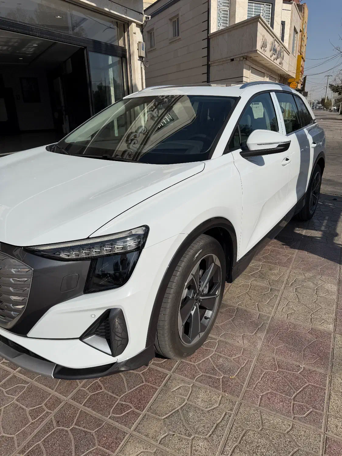 آئودی الکتریکی Q5 ۴۰ - 2024