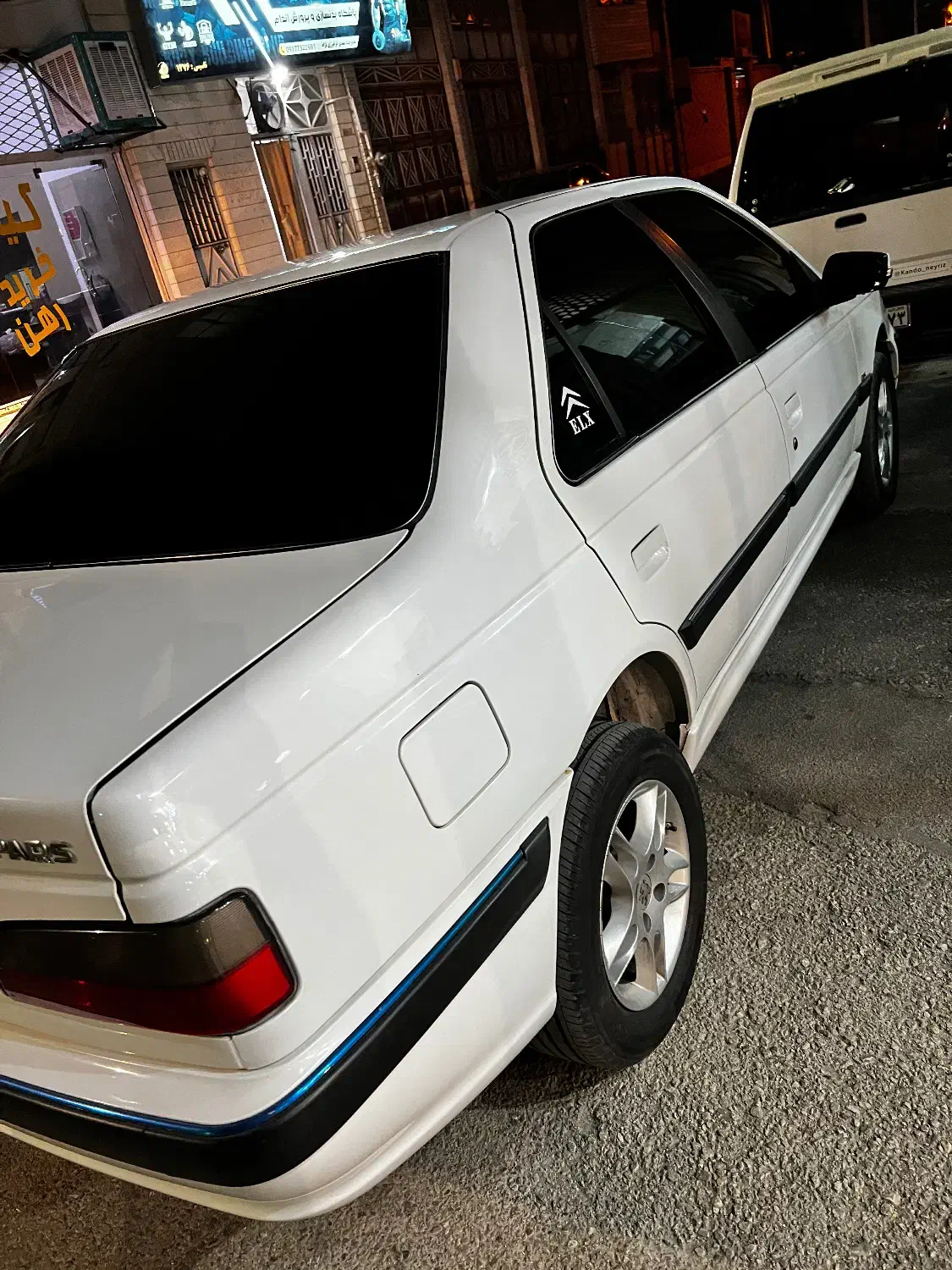 پژو پارس ELX-XU7P سفارشی - 1401