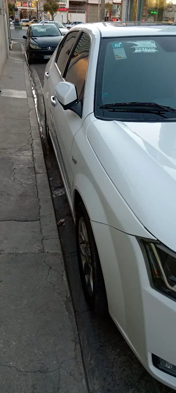 دنا پلاس توربو اتوماتیک - 1402