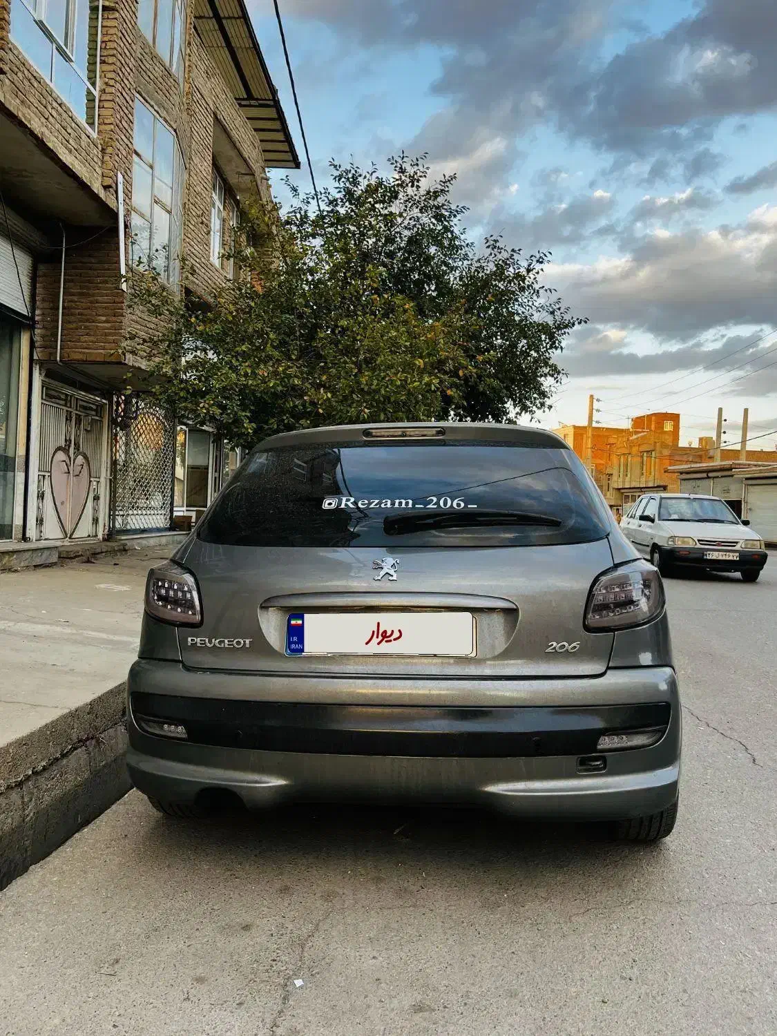 پژو 206 تیپ 2 - 1385