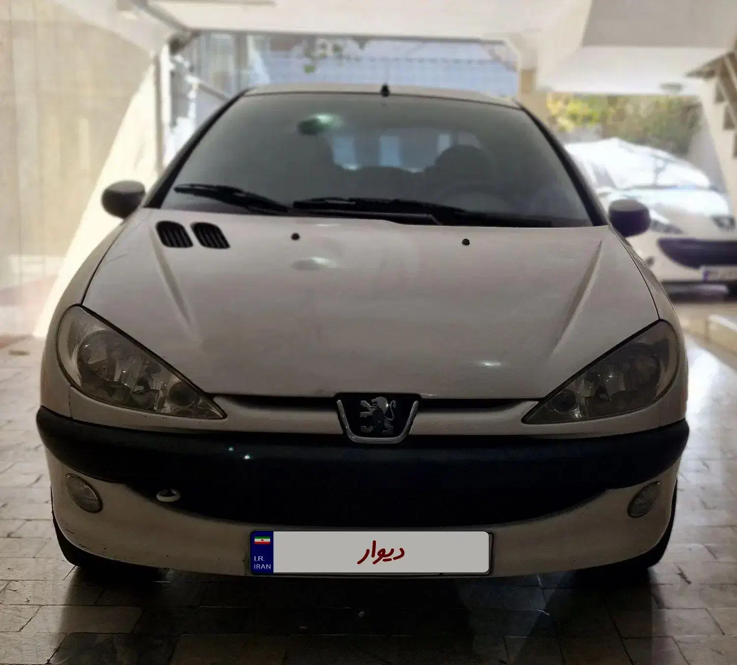 پژو ۲۰۶ صندوق دار v8 - 1395