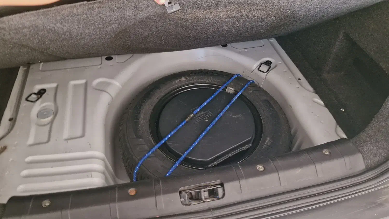 پژو ۲۰۶ صندوق دار v8 - 1395