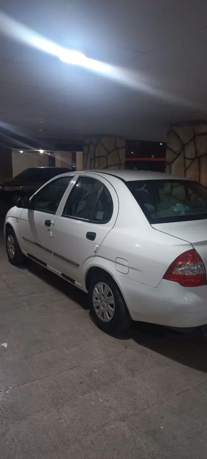 تیبا صندوق دار SX - 1400