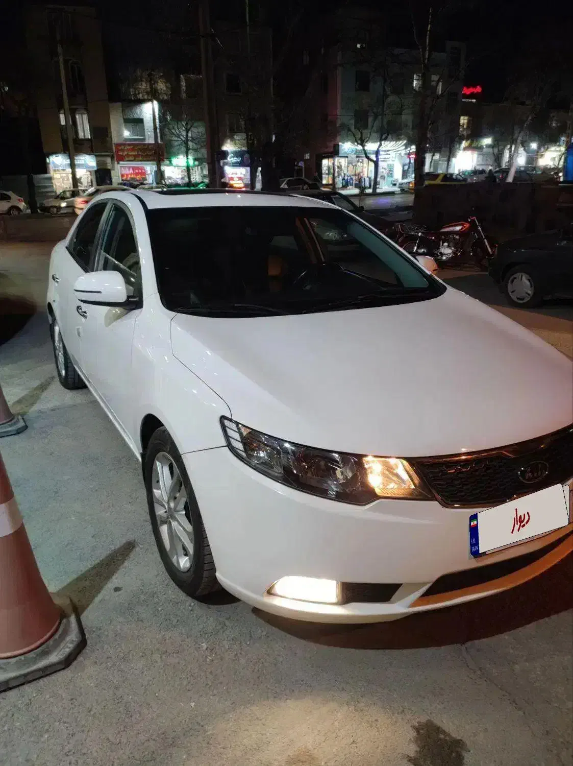 خودرو کیا، سراتو مونتاژ آگهی ann_20937586