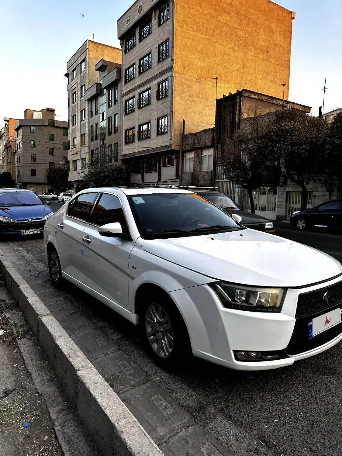 دنا پلاس ۵ دنده EF7 - 1396