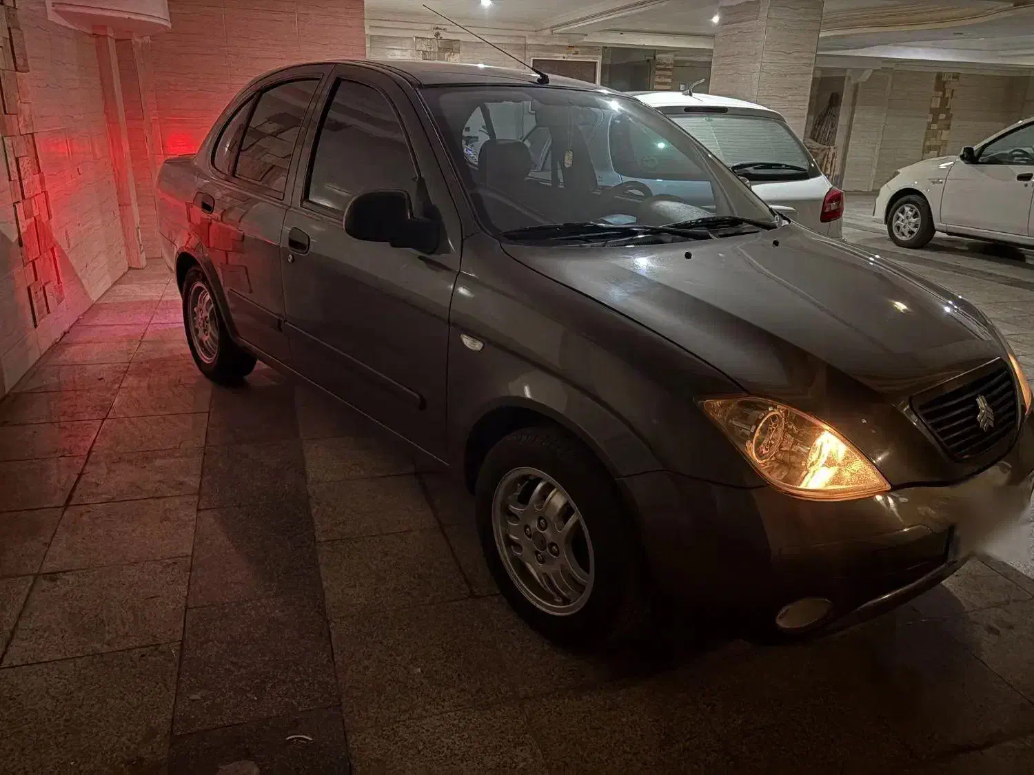 تیبا صندوق دار EX - 1394