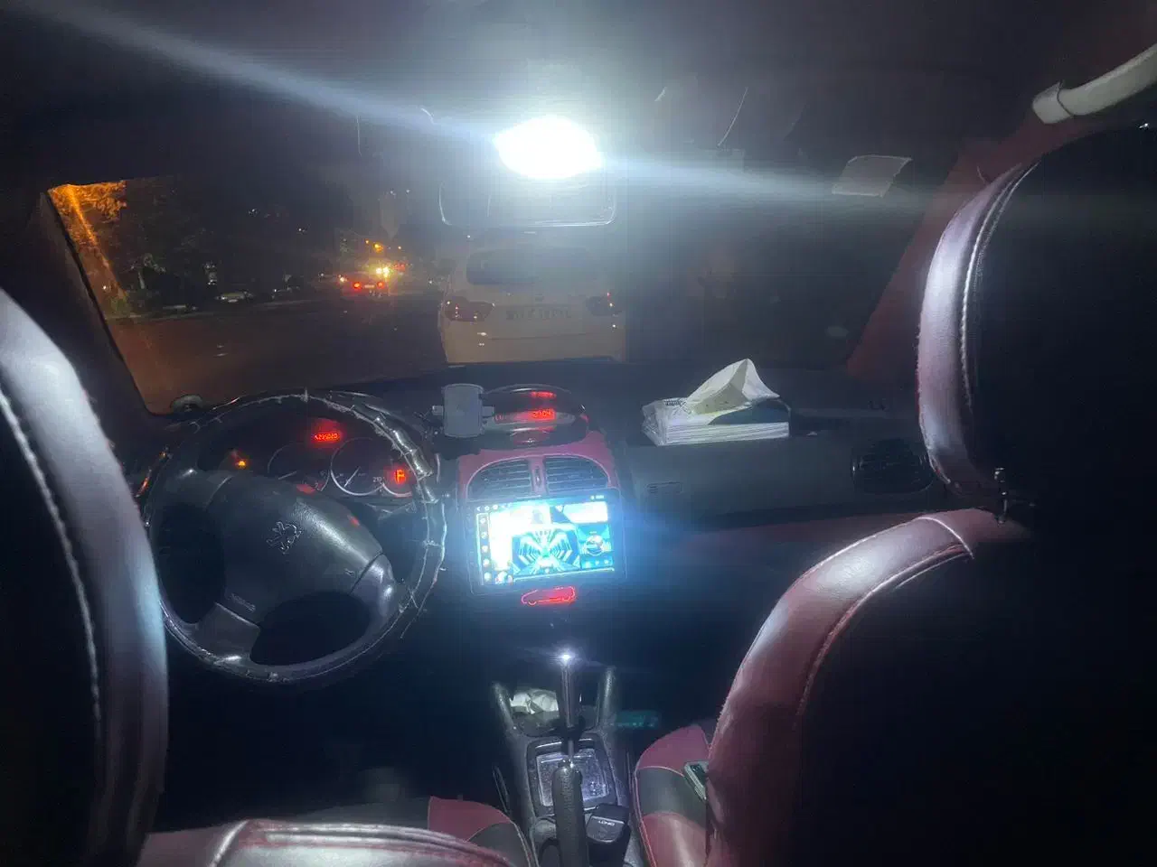 پژو ۲۰۶ صندوق دار v9 - 1390