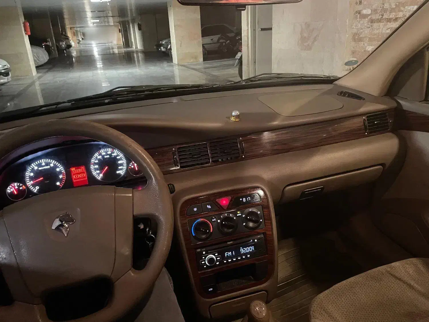 سمند LX XU7 - 1396