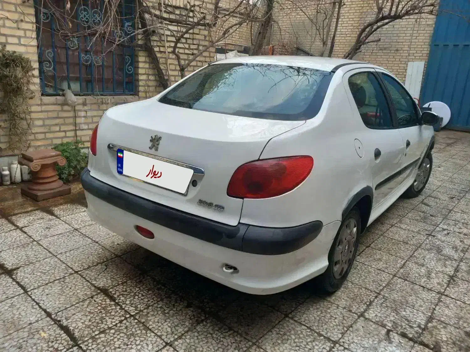 پژو ۲۰۶ صندوق دار v20 - 1390