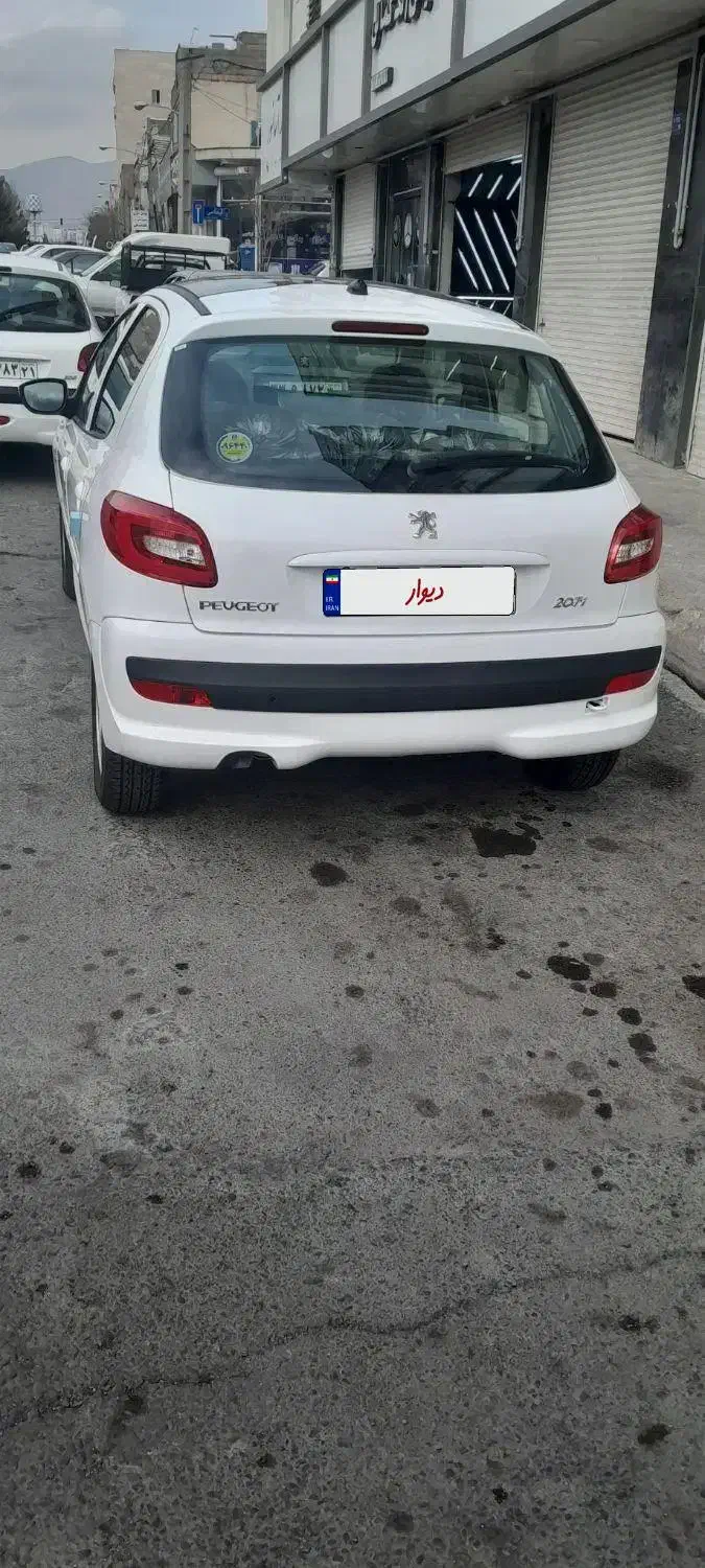 پژو 207 پانوراما دنده‌ای - 1402