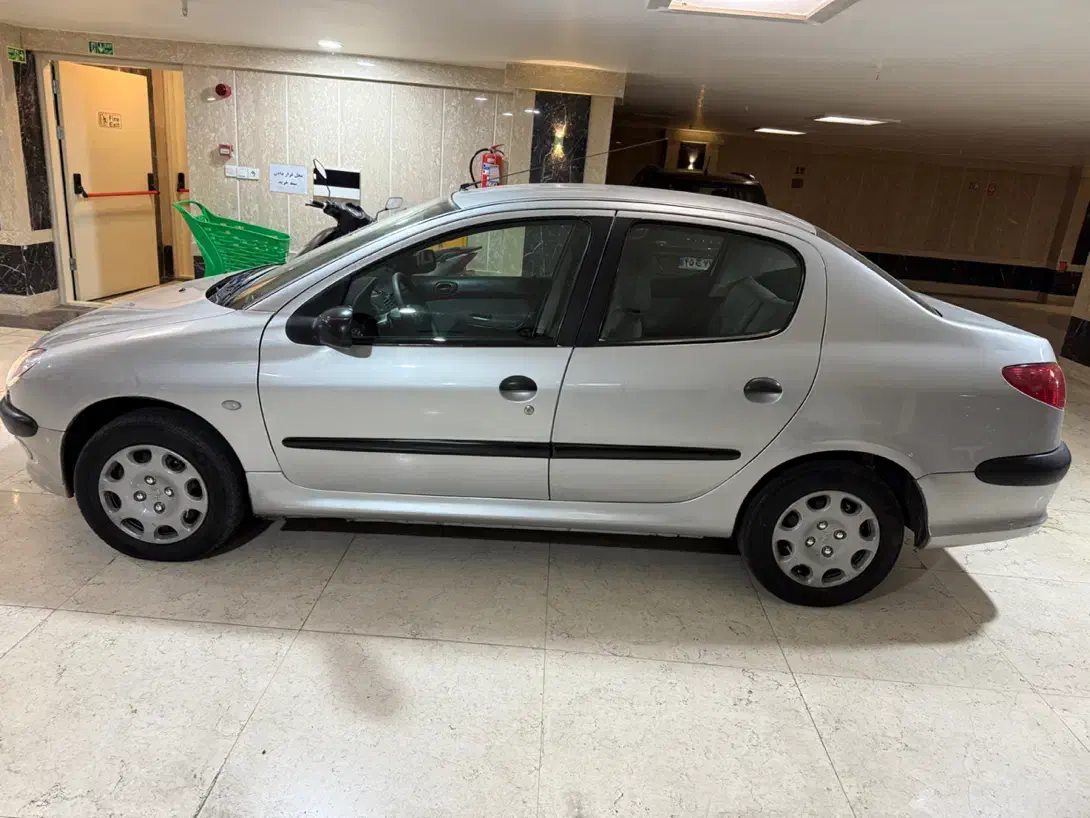 پژو ۲۰۶ صندوق دار v8 - 1388