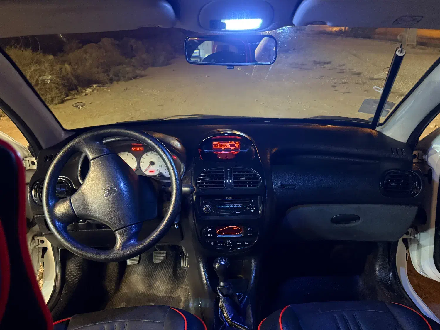 پژو 206 تیپ 5 - 1395