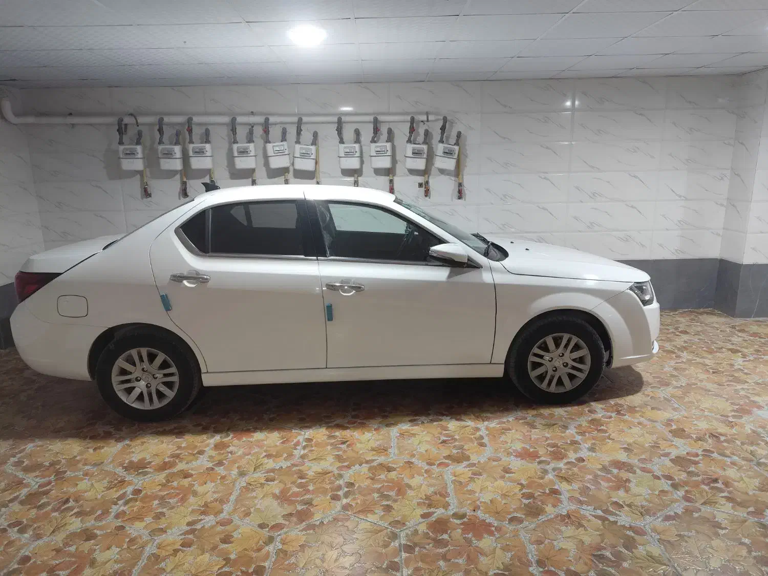 دنا پلاس ۵ دنده EF7 - 1401