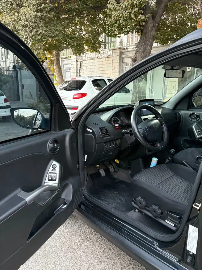 کوییک R دنده‌ای - 1402