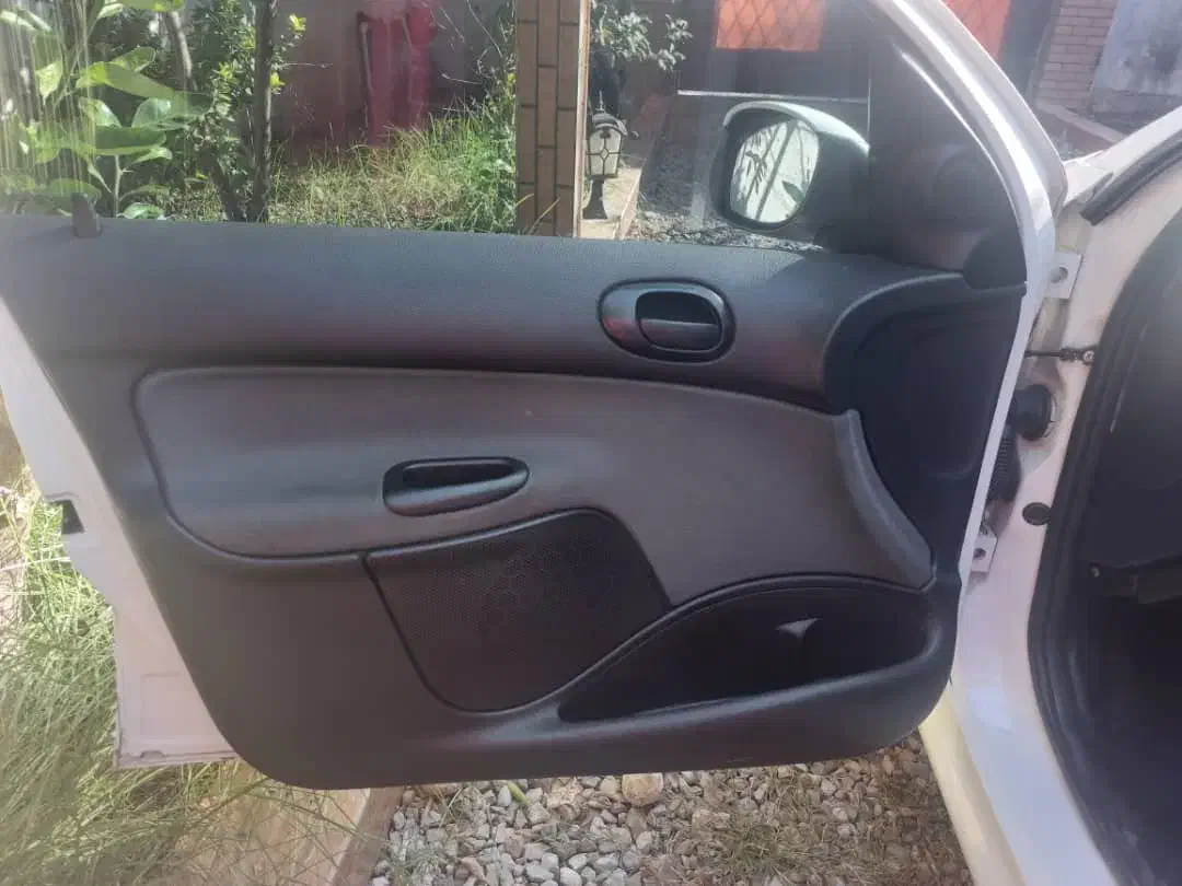 پژو ۲۰۶ صندوق دار v8 - 1395