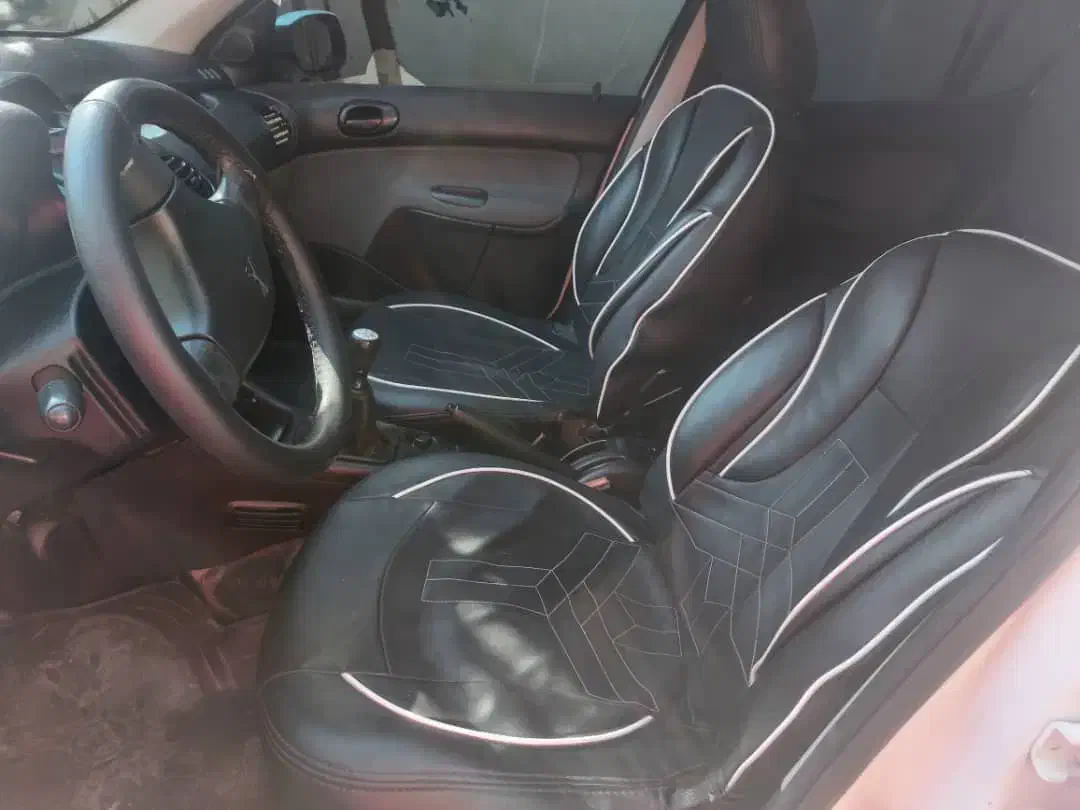 پژو ۲۰۶ صندوق دار v8 - 1395