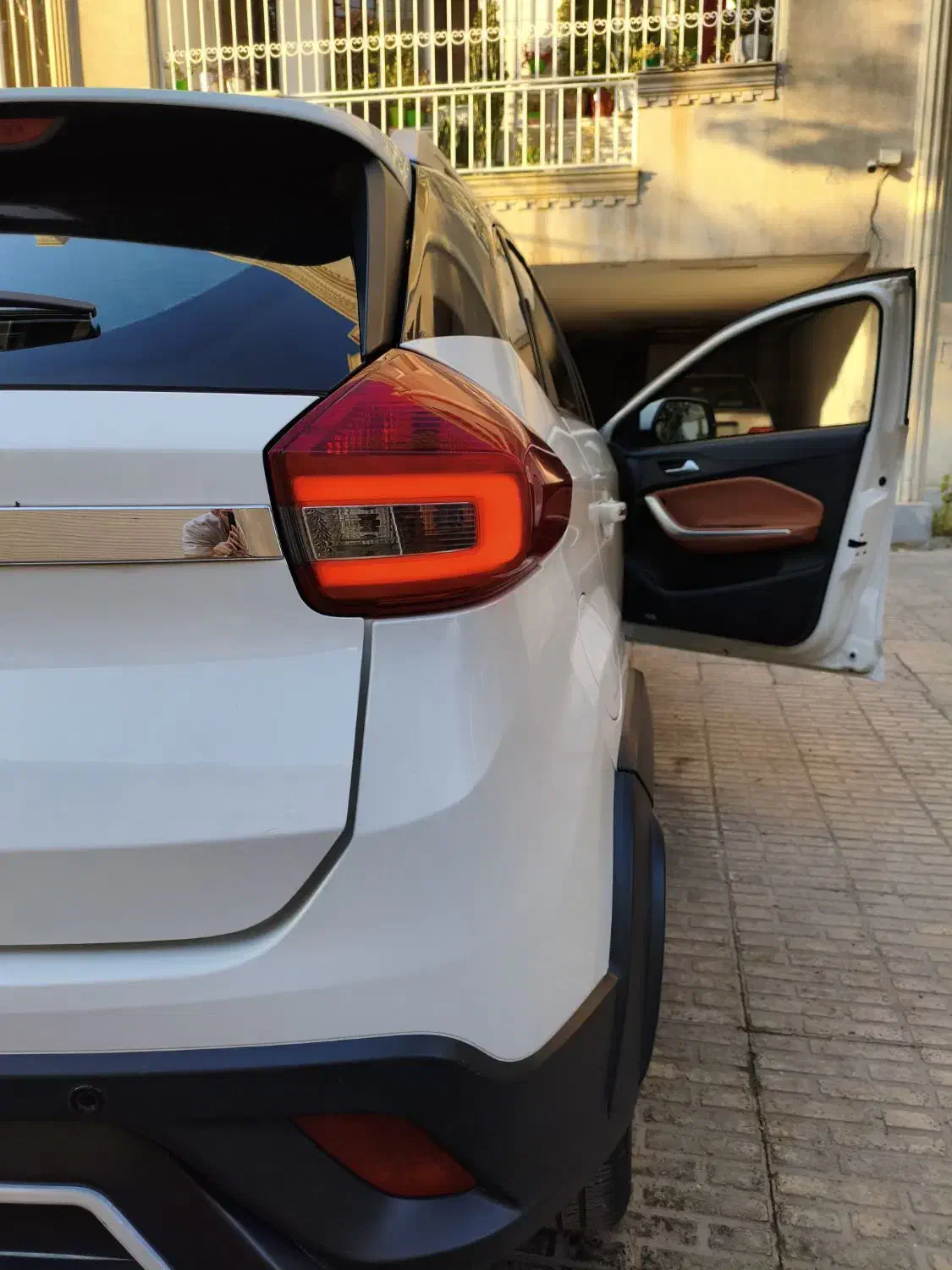 ام وی ام X22 اتوماتیک اسپرت لاکچری - 1400