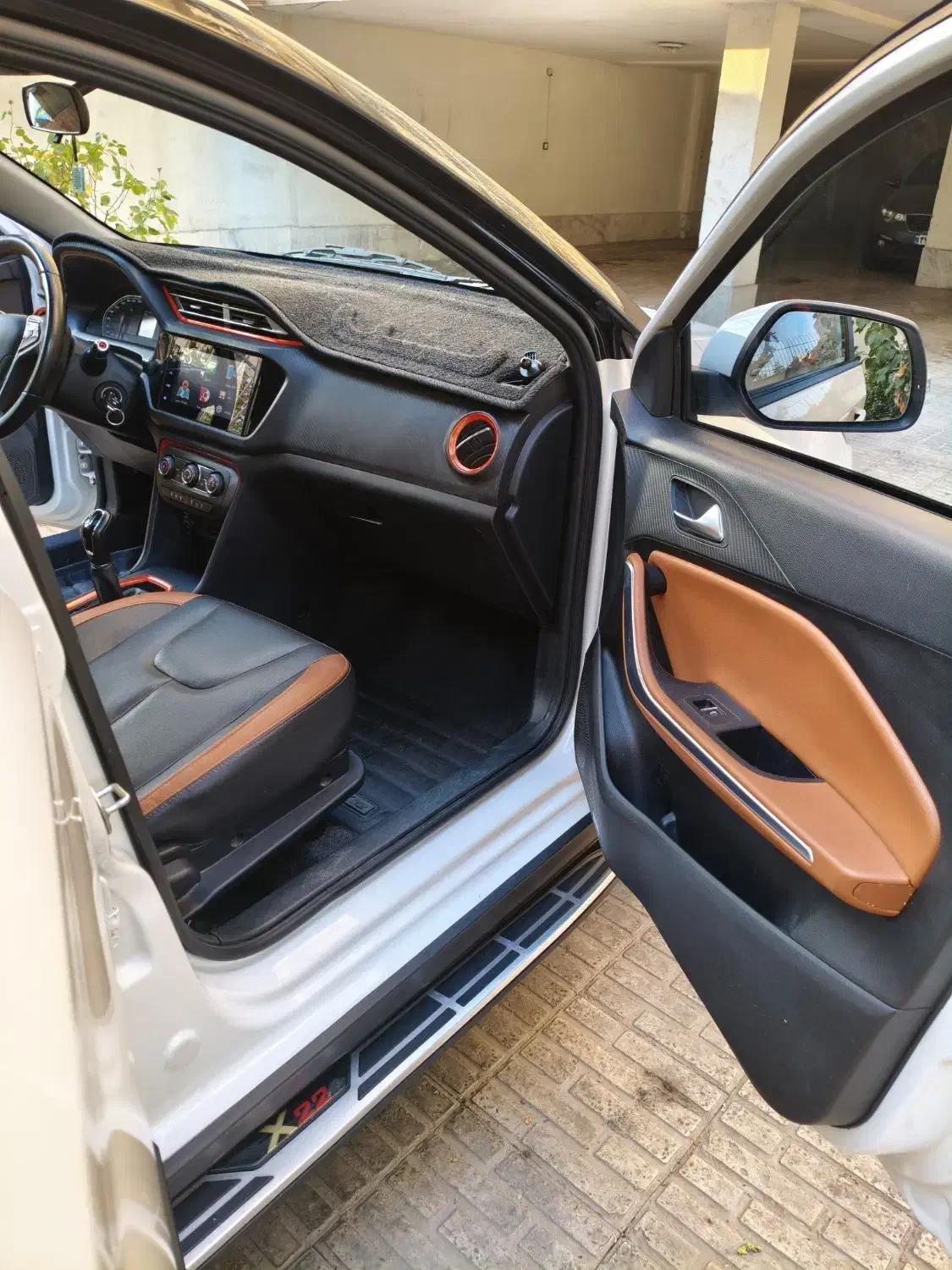 ام وی ام X22 اتوماتیک اسپرت لاکچری - 1400