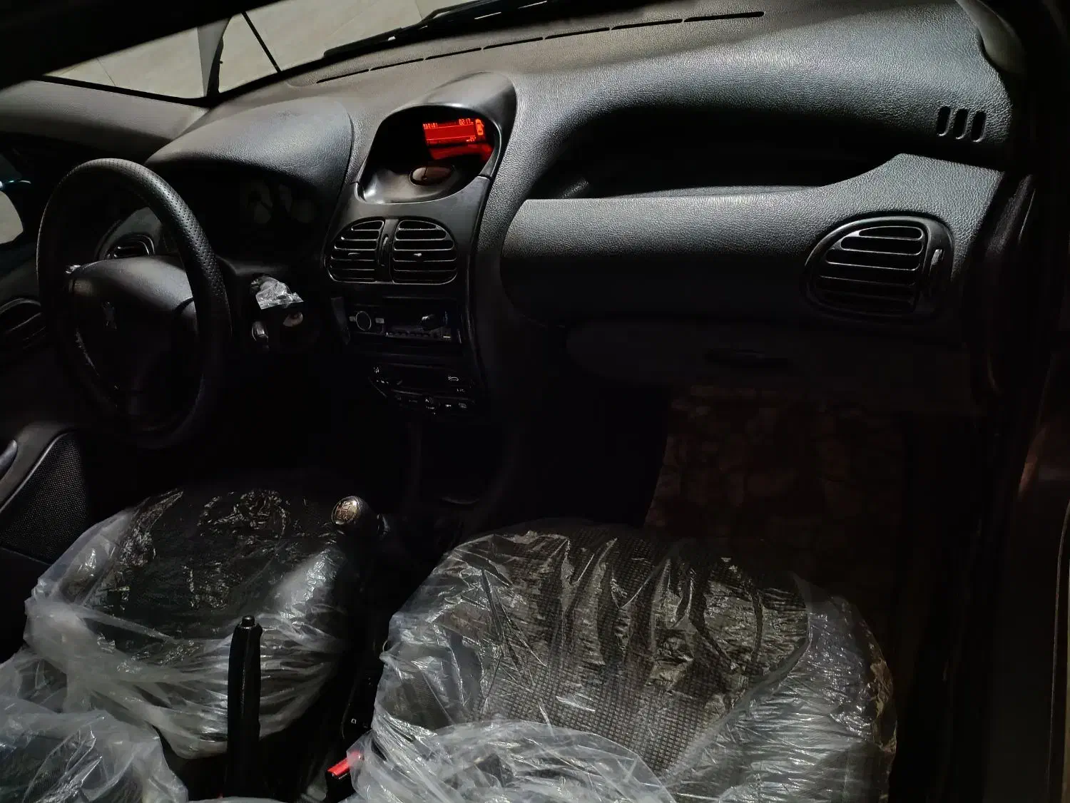 پژو 206 تیپ 5 - 1395