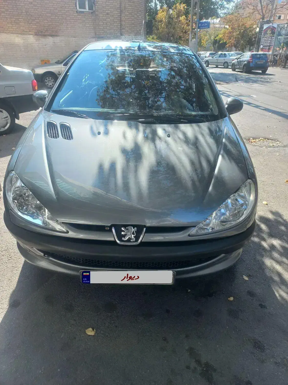 پژو ۲۰۶ صندوق دار v8 - 1392