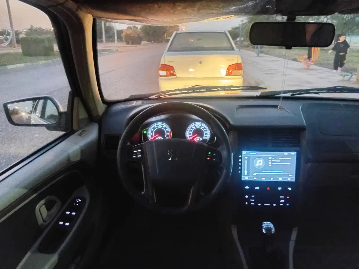 پژو پارس LX - 1401