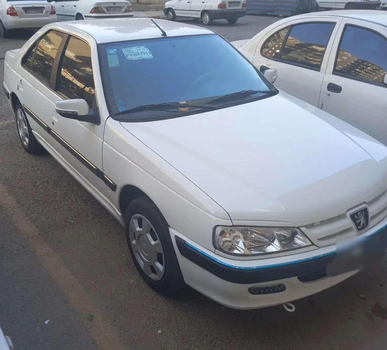 پژو پارس XU7P - 1402