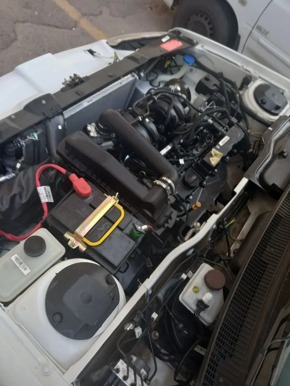 پژو پارس XU7P - 1402