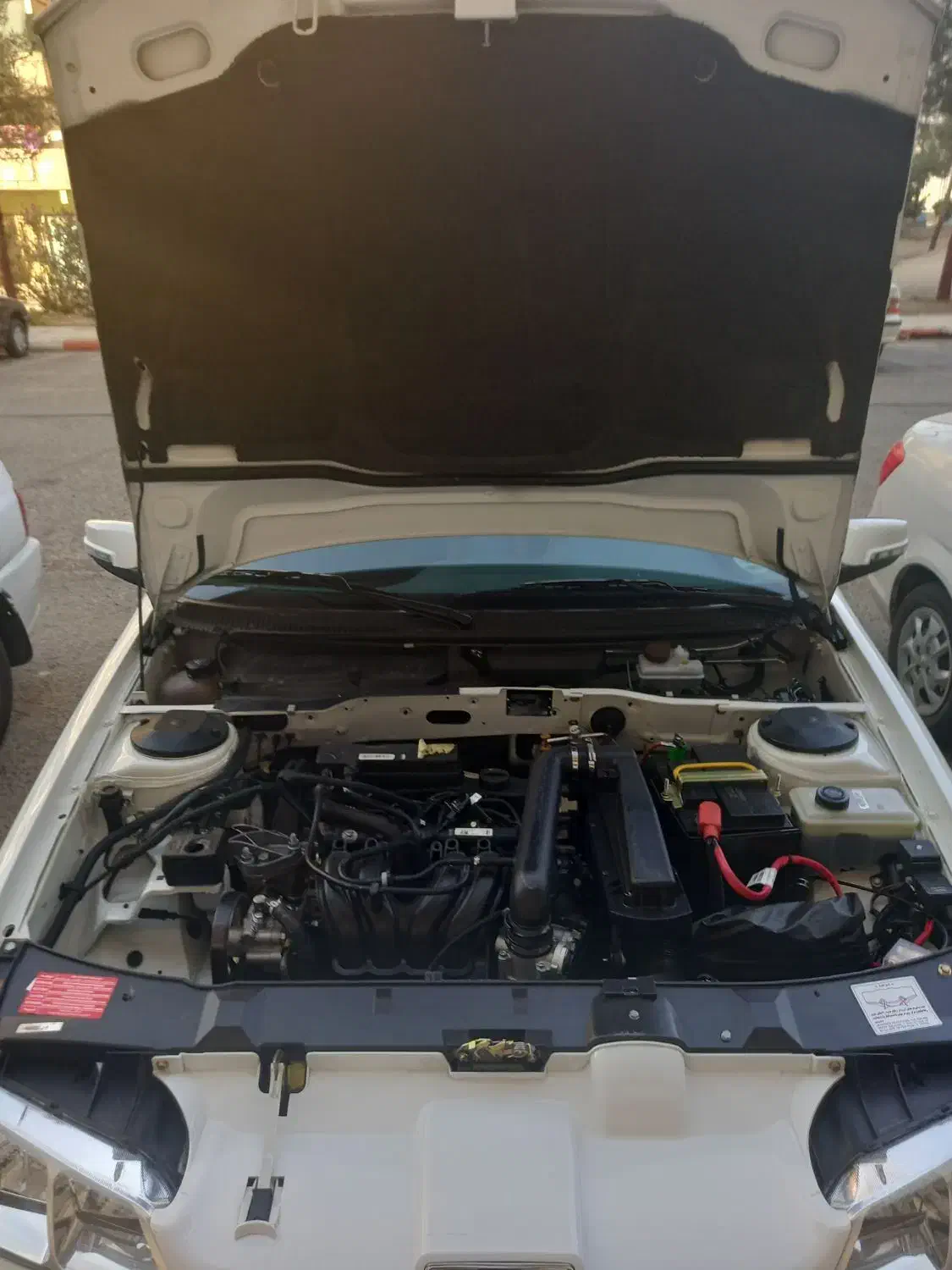 پژو پارس XU7P - 1402