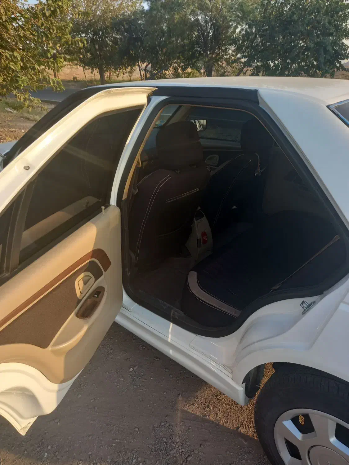 پژو پارس XU7P - 1402