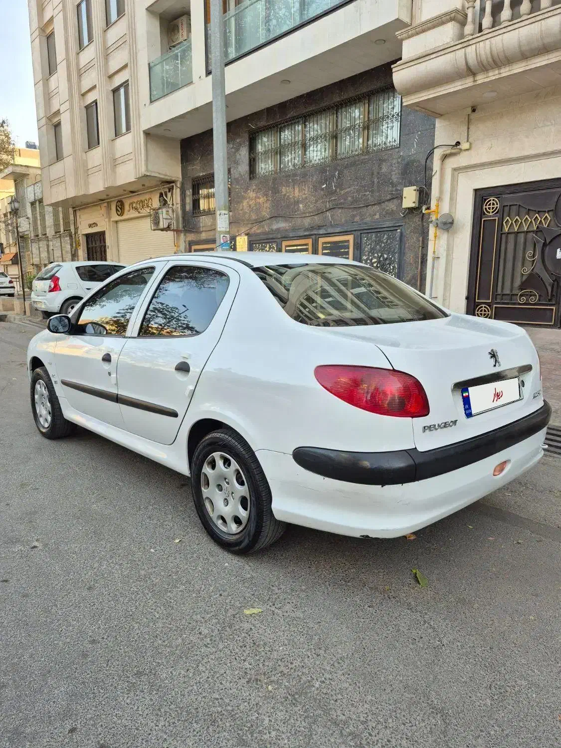 پژو ۲۰۶ صندوق دار v20 - 1390