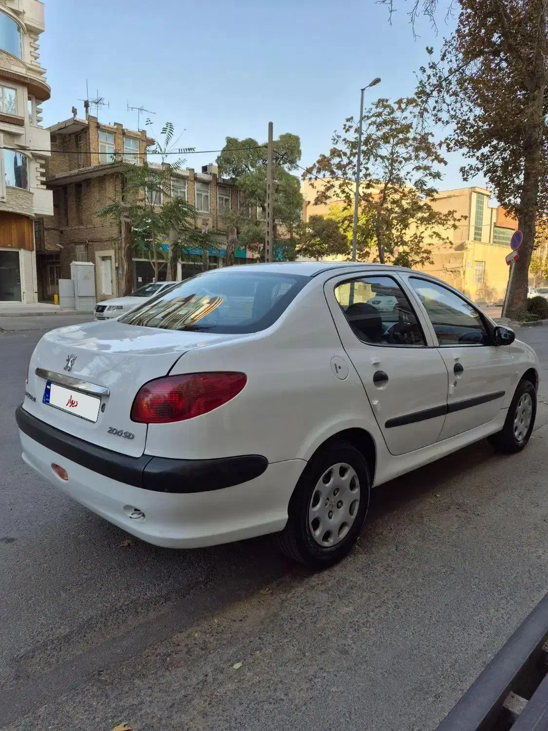 پژو ۲۰۶ صندوق دار v20 - 1390