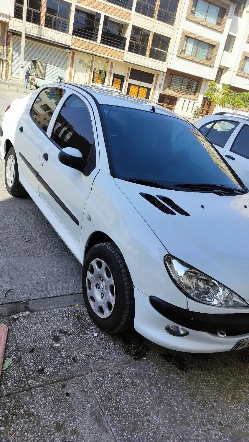 پژو ۲۰۶ صندوق دار v8 - 1392