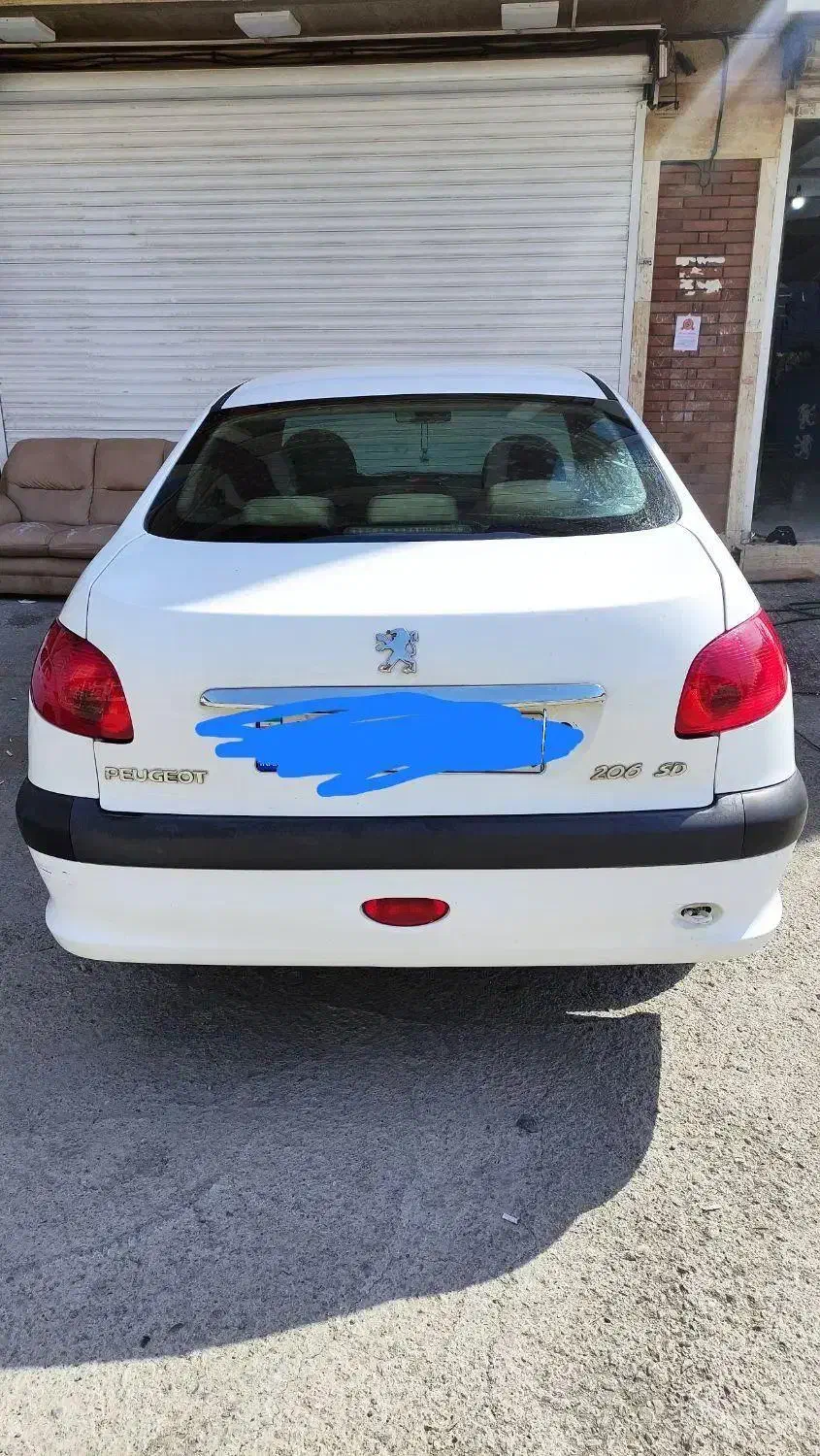 پژو ۲۰۶ صندوق دار v8 - 1392